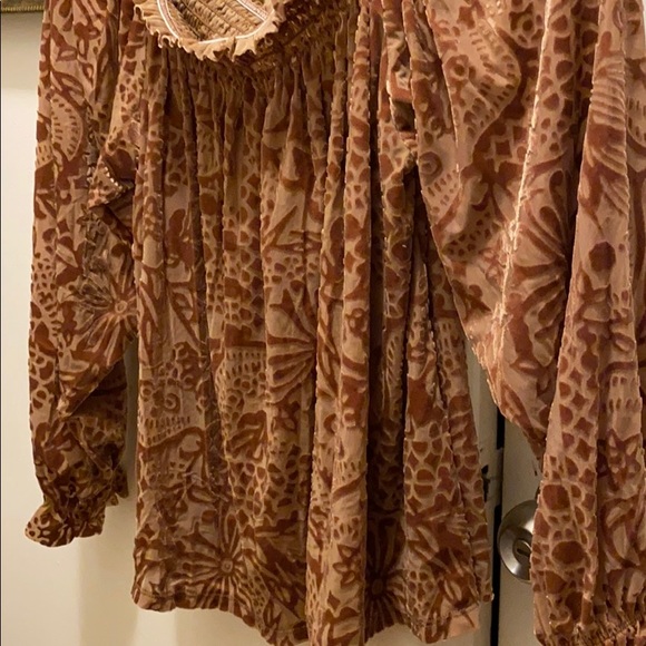 Off the shoulder velvet top by Free People - Picture 2 of 4